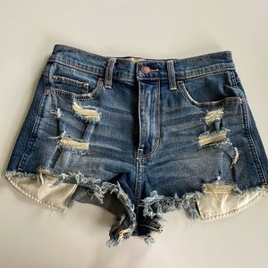 Hollister High Rise Vintage denim short